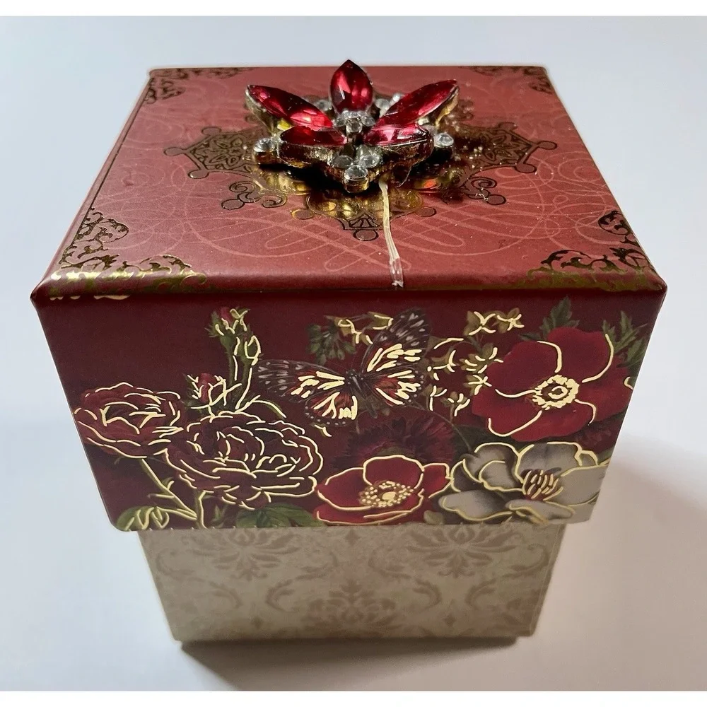 Music Box Trinket Box Wind Up Hark the Harold Angels Sing Pine Soap Box Empty